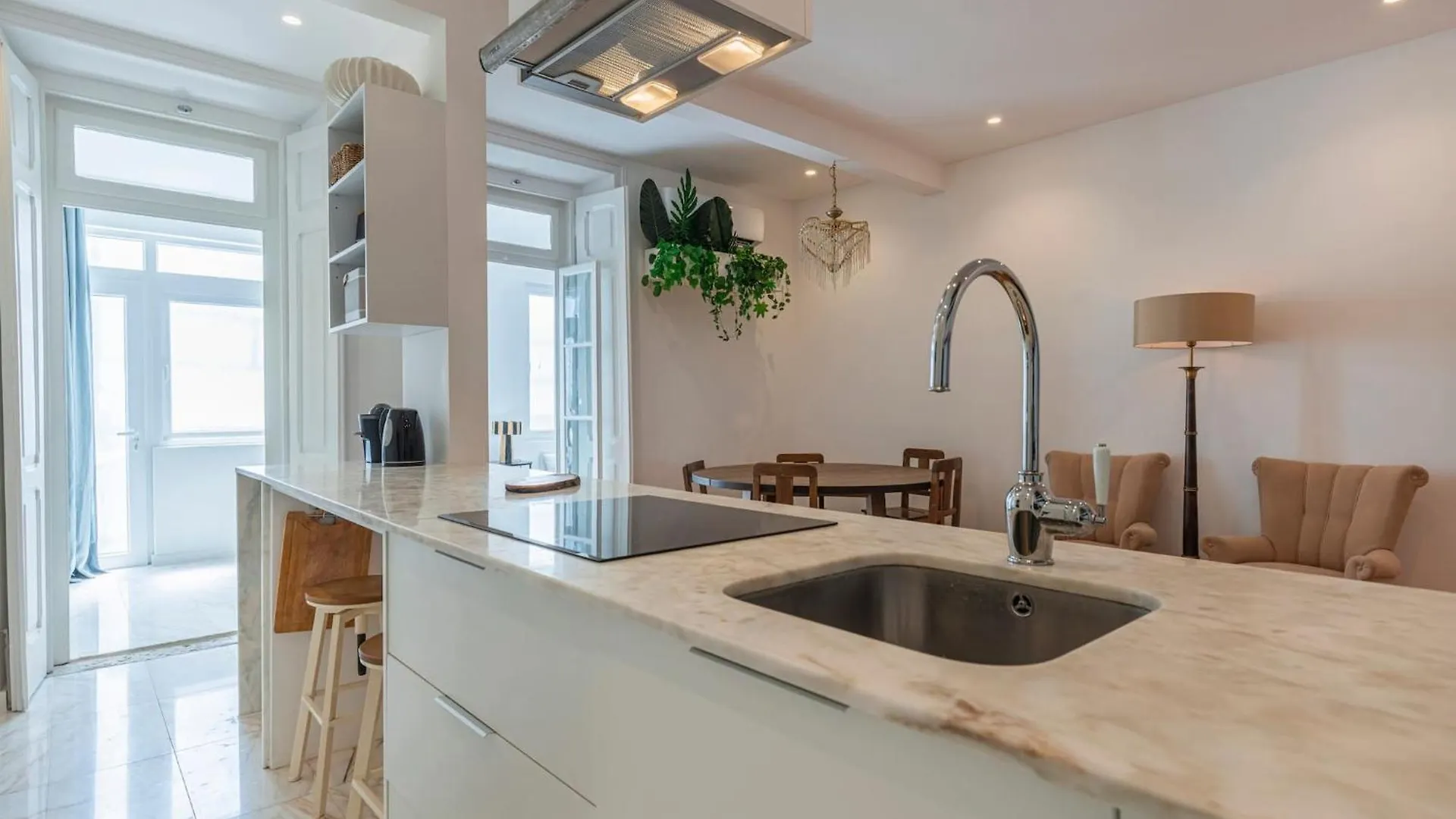 Apartment Beautiful River Views In Graca Lisbon Portugal